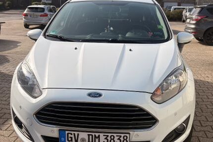 Ford Fiesta 151.000 km 4.200 &euro; grevenbroich 41515