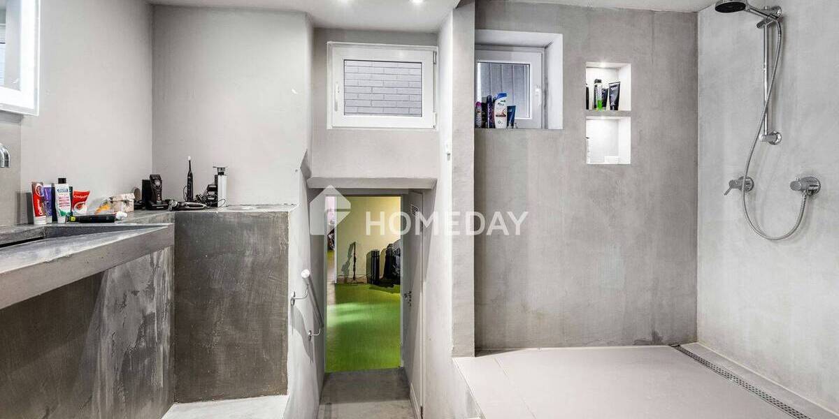 Einfamilienhaus Köln Niehl - 6 Zimmer, 695.000&euro; | Angebot:25684175