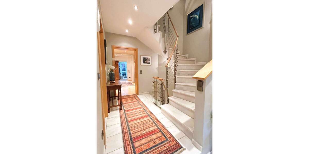 Einfamilienhaus Bornheim - 6 Zimmer, 220 m&sup2;, 2.830&euro; | Angebot:24707531