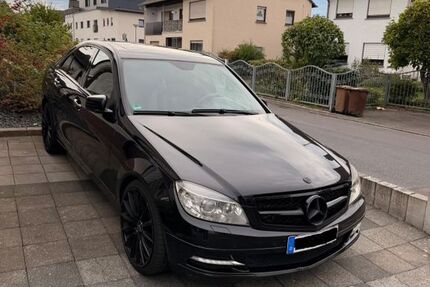 Mercedes-Benz C 250 273.000 km 8.000 &euro; Niederkassel 53859