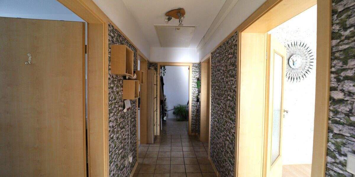 Mehrfamilienhaus, Wohnhaus Swisttal Heimerzheim - 6 Zimmer, 211 m&sup2;, 398.000&euro; | Angebot:25772205