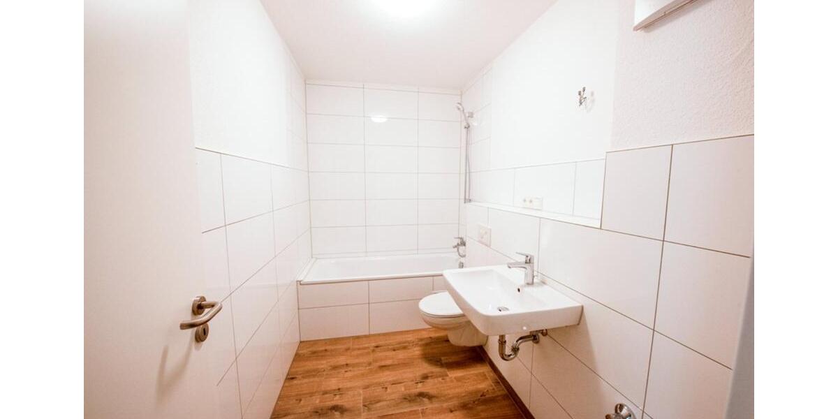 Etagenwohnung Hürth - 2 Zimmer, 63 m&sup2;, 1.080&euro; | Angebot:25333220