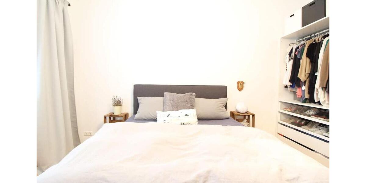 Etagenwohnung Köln Lindenthal - 2 Zimmer, 60 m&sup2;, 1.300&euro; | Angebot:25811946