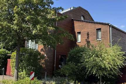 Haus Niederkassel - 6 Zimmer, 205 m&sup2;, 830.000&euro; | Angebot:24414978