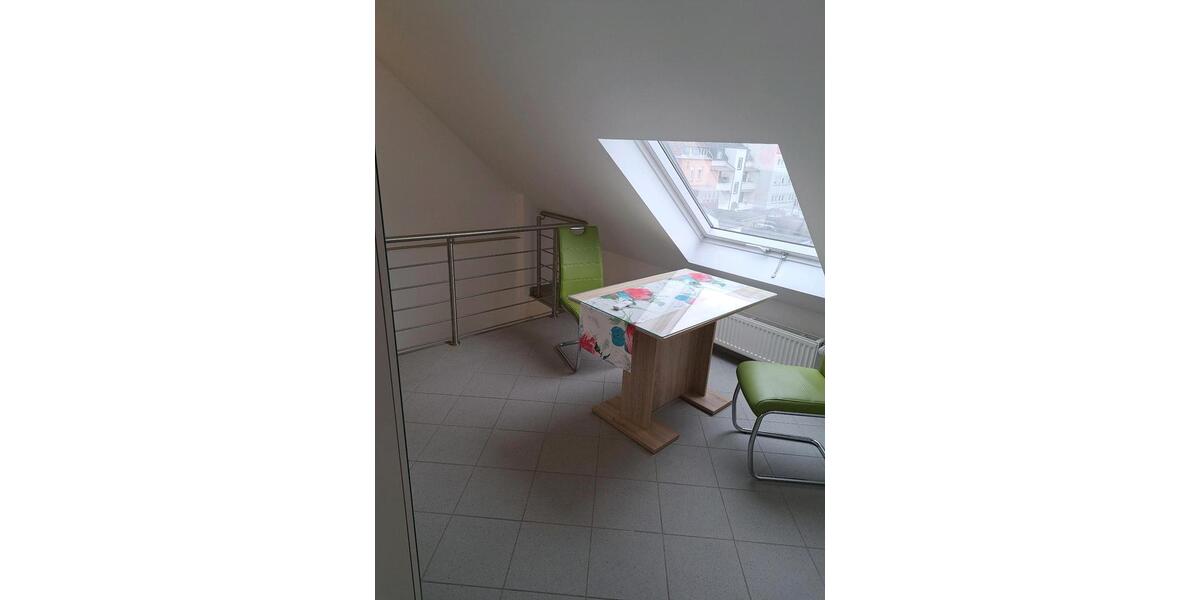 Dachgeschoßwohnung Leverkusen - 1 Zimmer, 45 m&sup2;, 650&euro; | Angebot:25900267