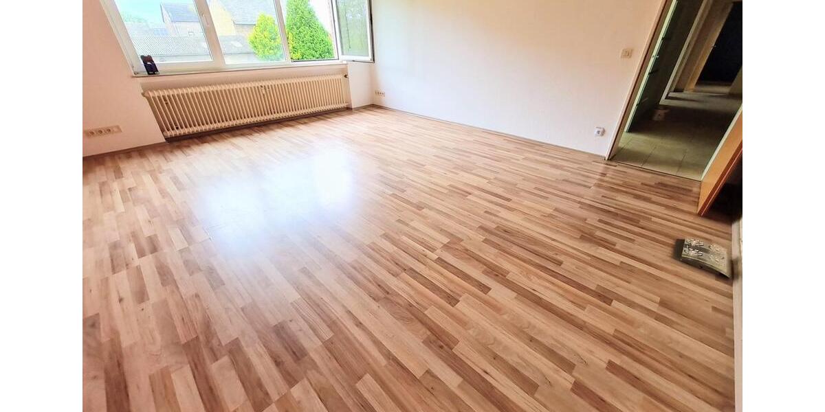 Etagenwohnung Zülpich - 4 Zimmer, 93 m&sup2;, 780&euro; | Angebot:25947637