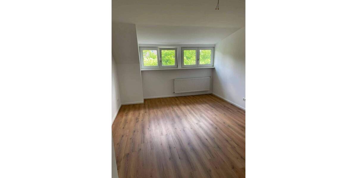 Etagenwohnung Köln Lindenthal - 5 Zimmer, 130 m&sup2;, 2.050&euro; | Angebot:26851493