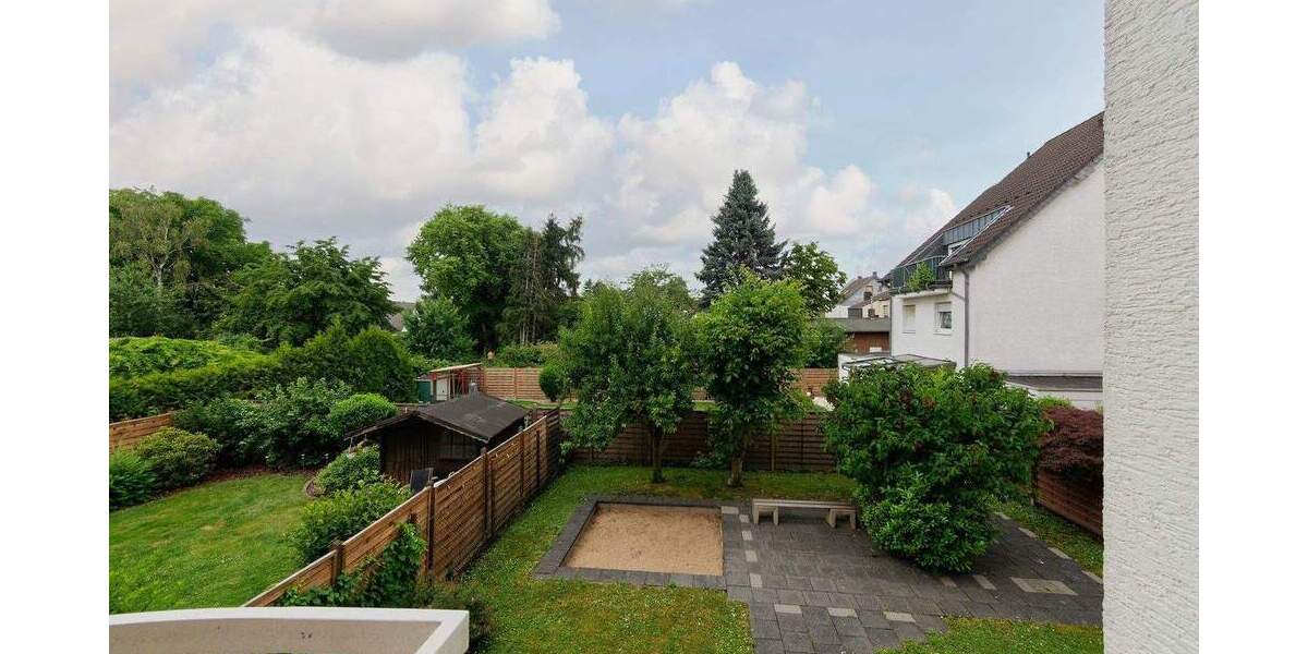 Etagenwohnung Köln Urbach - 3 Zimmer, 87 m&sup2;, 1.350&euro; | Angebot:25733301