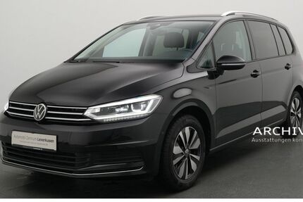 VW Touran 24.614 km 33.988 &euro; Leverkusen 51379
