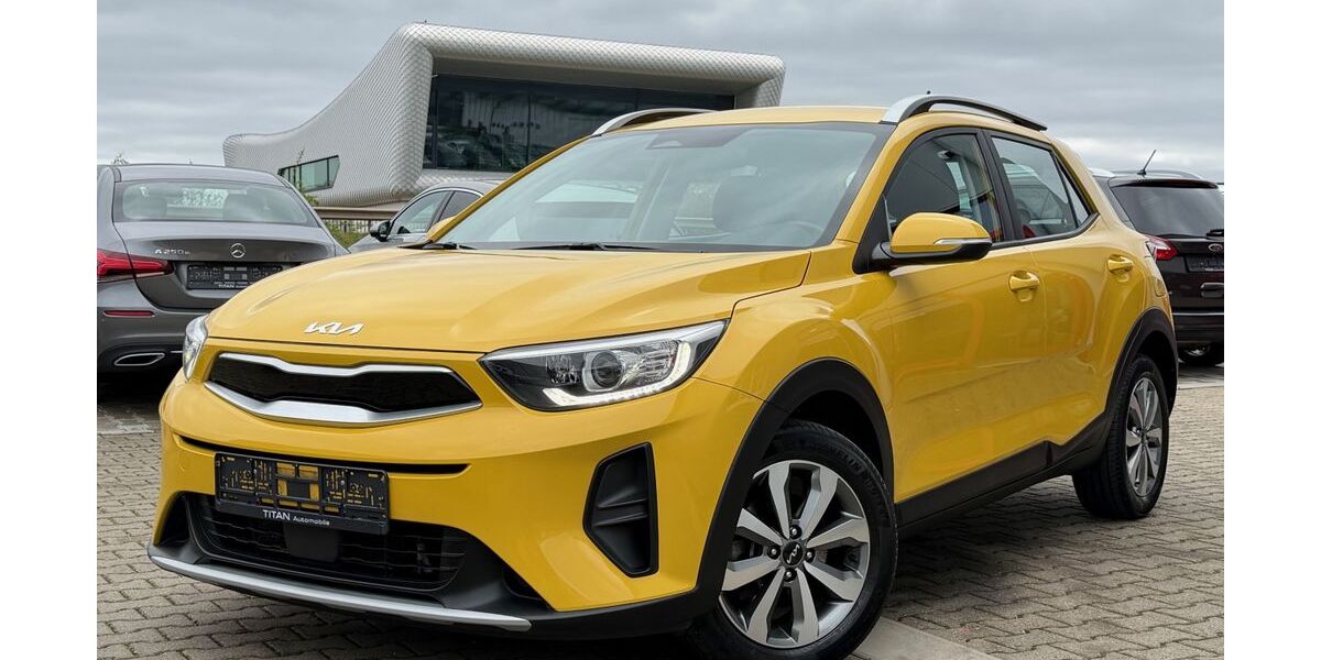 Kia Stonic 43.600 km 15.850 &euro; Erftstadt 50374