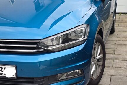 VW Touran 192.100 km 10.100 &euro; Düren 52351