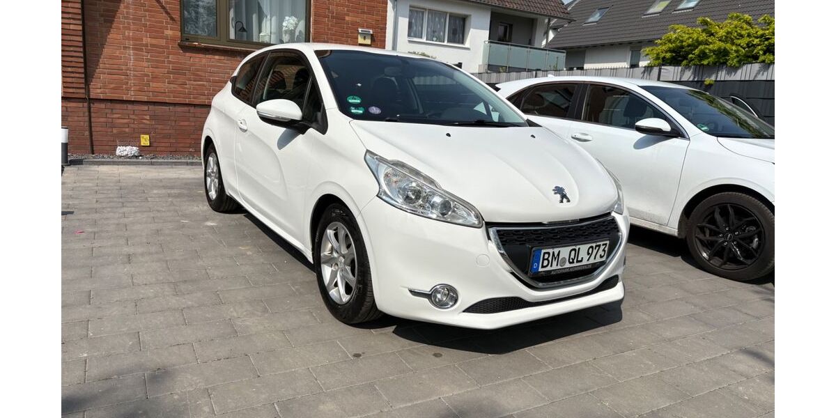 Peugeot 208 190.508 km 3.600 &euro; Elsdorf 50189