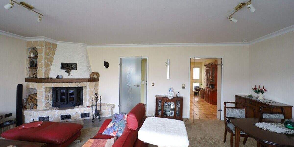 Mehrfamilienhaus, Wohnhaus Swisttal Heimerzheim - 6 Zimmer, 211 m&sup2;, 398.000&euro; | Angebot:25772205