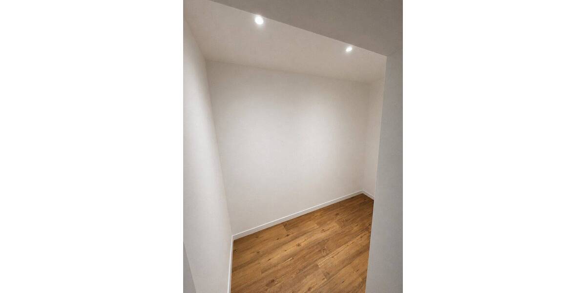 Etagenwohnung Köln Zündorf - 3 Zimmer, 112 m&sup2;, 1.680&euro; | Angebot:26274380