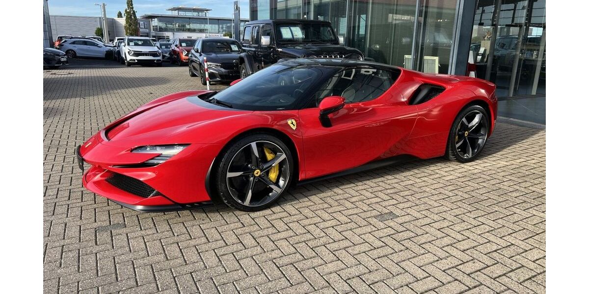 Ferrari SF90 1.050 km 444.000 &euro; Düren 52351