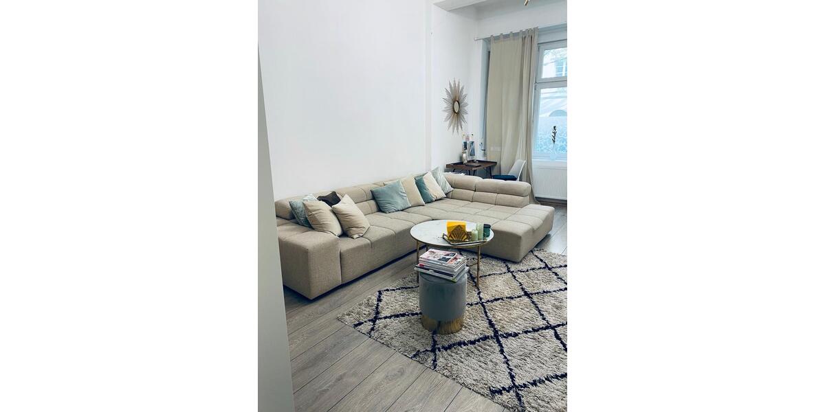 Erdgeschoßwohnung Köln Ehrenfeld - 3 Zimmer, 93 m&sup2;, 2.100&euro; | Angebot:25257663