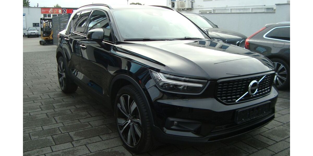 Volvo XC40 88.545 km 24.900 &euro; Köln 51149