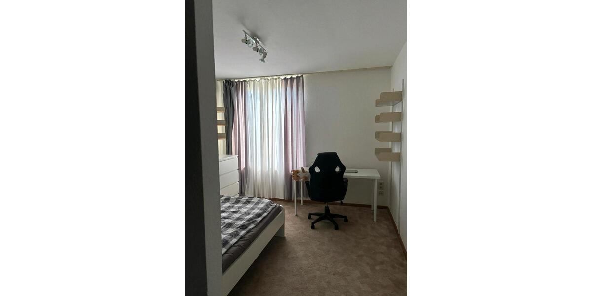 Etagenwohnung Köln Nippes - 1 Zimmer, 31 m&sup2;, 500&euro; | Angebot:25297807