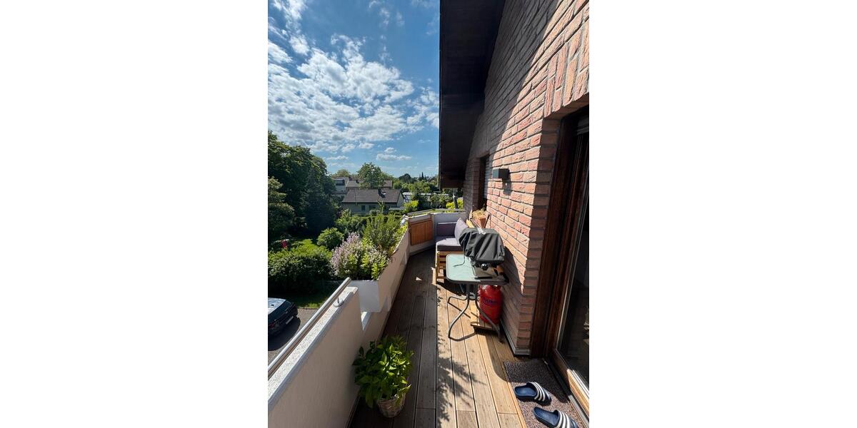Dachgeschoßwohnung Düren Mariaweiler-Hoven - 3 Zimmer, 71 m&sup2;, 220.000&euro; | Angebot:26775343
