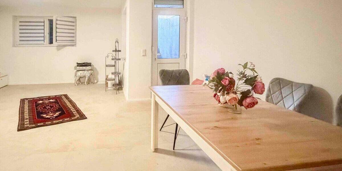Reihenmittelhaus Köln Blumenberg - 7 Zimmer, 194 m&sup2;, 640.000&euro; | Angebot:26868896