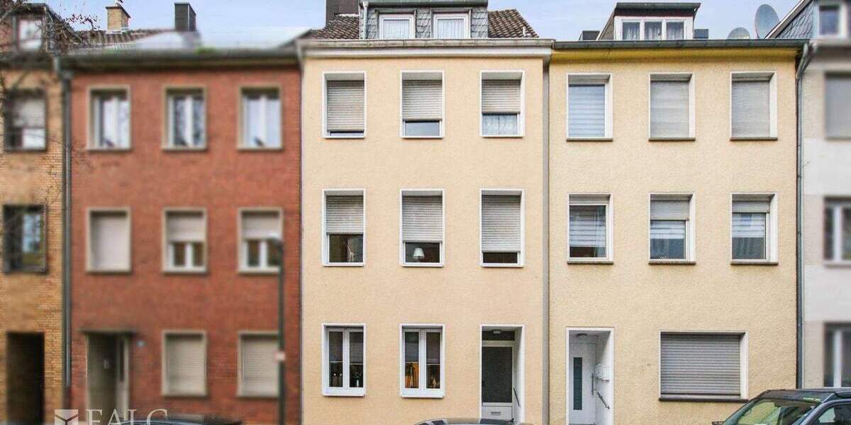 Mehrfamilienhaus, Wohnhaus Düren Distelrath - 8 Zimmer, 359.000&euro; | Angebot:25745640