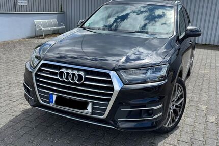 Audi Q7 174.000 km 27.500 &euro; Köln 51107