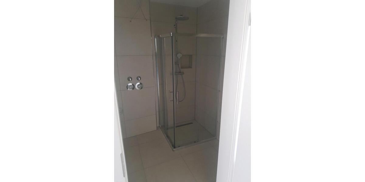 Etagenwohnung Brühl - 2 Zimmer, 55 m&sup2;, 1.350&euro; | Angebot:25053453