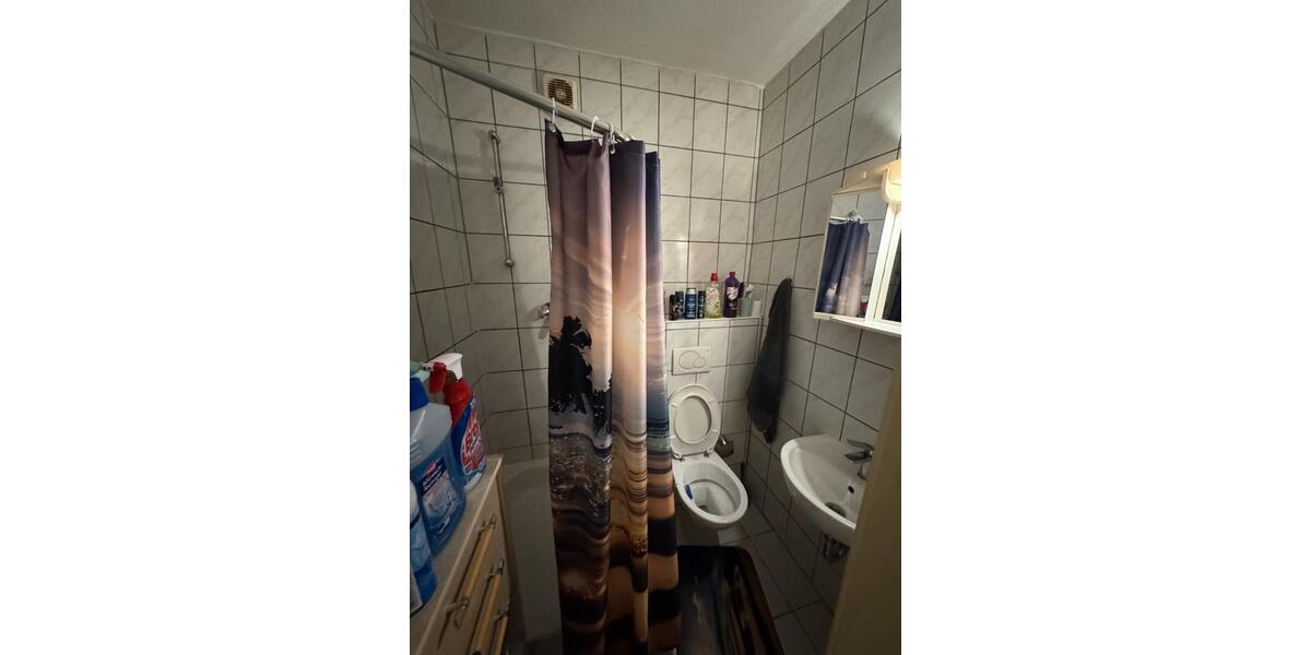 Etagenwohnung Köln Mülheim - 1 Zimmer, 20 m&sup2;, 700&euro; | Angebot:25274272