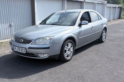Ford Mondeo 205.000 km 950 &euro; Leverkusen 51381