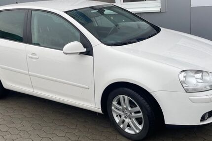 VW Golf 95.450 km 5.680 &euro; Köln 50674