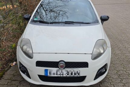 Abarth Grande Punto 224.000 km 10.500 &euro; Köln 51103