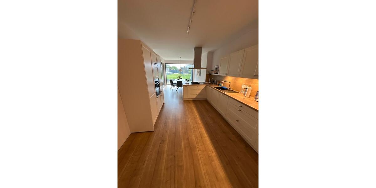 Reihenhaus Bornheim - 5 Zimmer, 180 m&sup2;, 685.000&euro; | Angebot:25647827