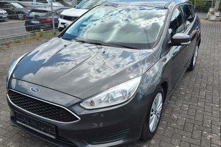 Ford Focus 210.000 km 2.750 &euro; Wesseling 50389