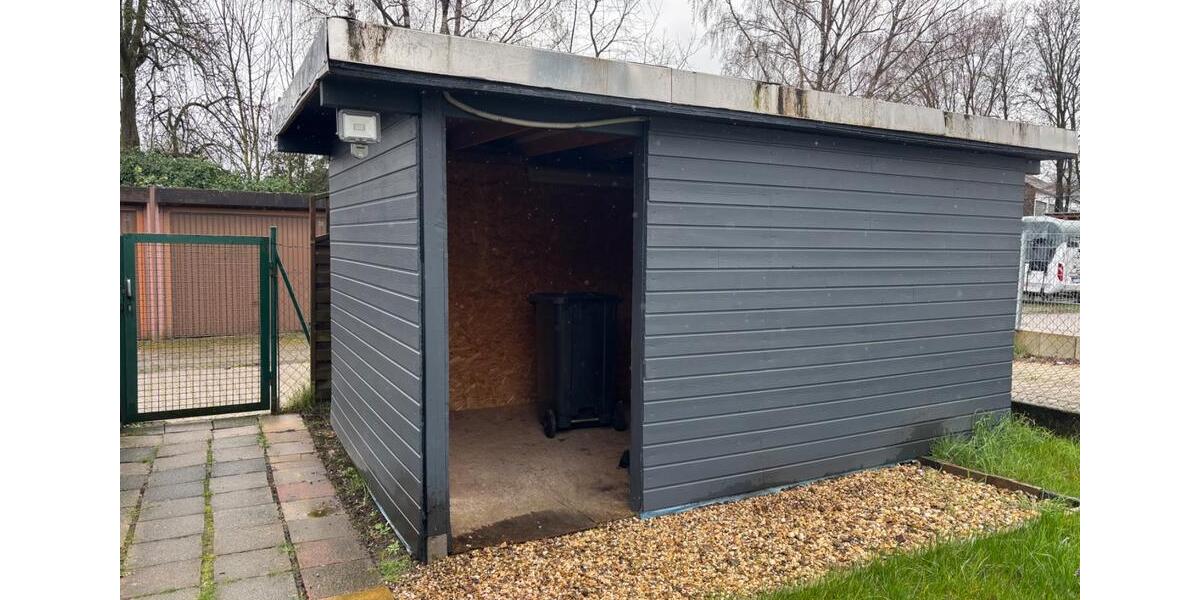 Reihenhaus Grevenbroich - 7 Zimmer, 170 m&sup2;, 1.700&euro; | Angebot:25647269