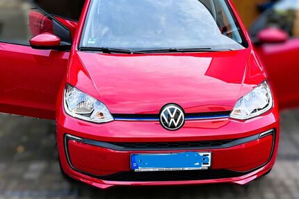 VW e-up! 23.200 km 13.950 &euro; Köln 50769