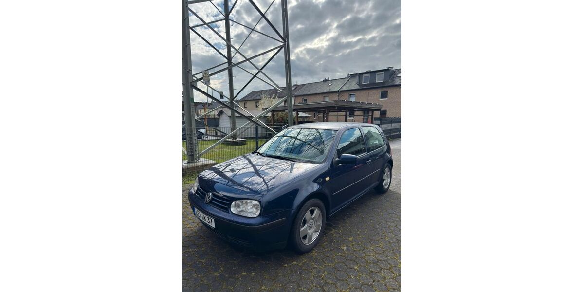 VW Golf 130.000 km 3.999 &euro; Leverkusen 51373