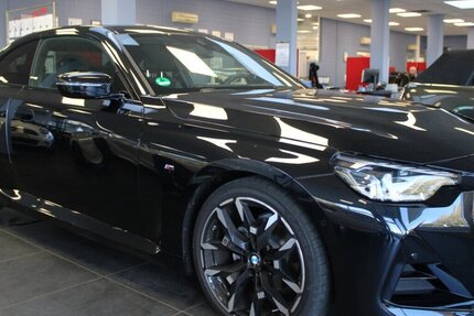 BMW 220 220i Coupe Aut. M Sport 2.227 km 39.980 &euro; Euskirchen 53881
