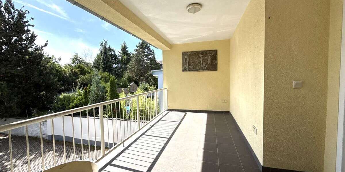 Etagenwohnung Brühl - 5 Zimmer, 178 m&sup2;, 550.000&euro; | Angebot:27013836