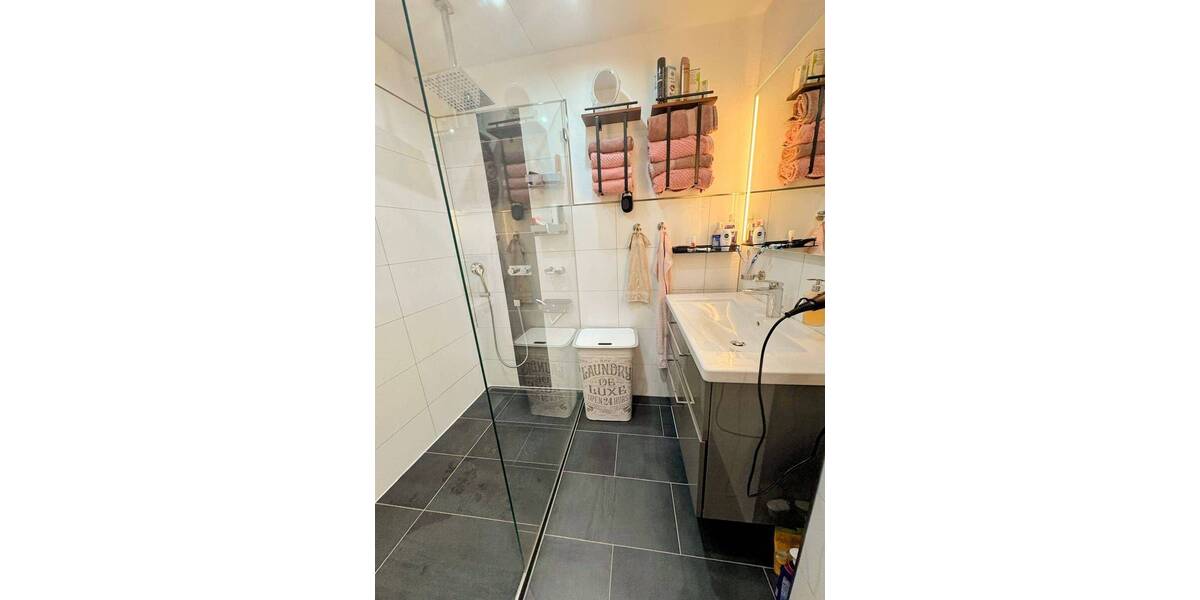 Etagenwohnung Monheim - 3 Zimmer, 94 m&sup2;, 255.000&euro; | Angebot:25683119