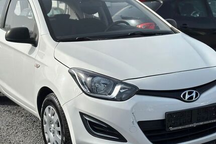 Hyundai i20 131.100 km 3.750 &euro; Düren 52349