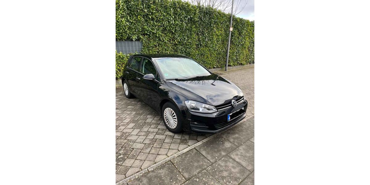 VW Golf 81.530 km 10.500 &euro; Köln 50859