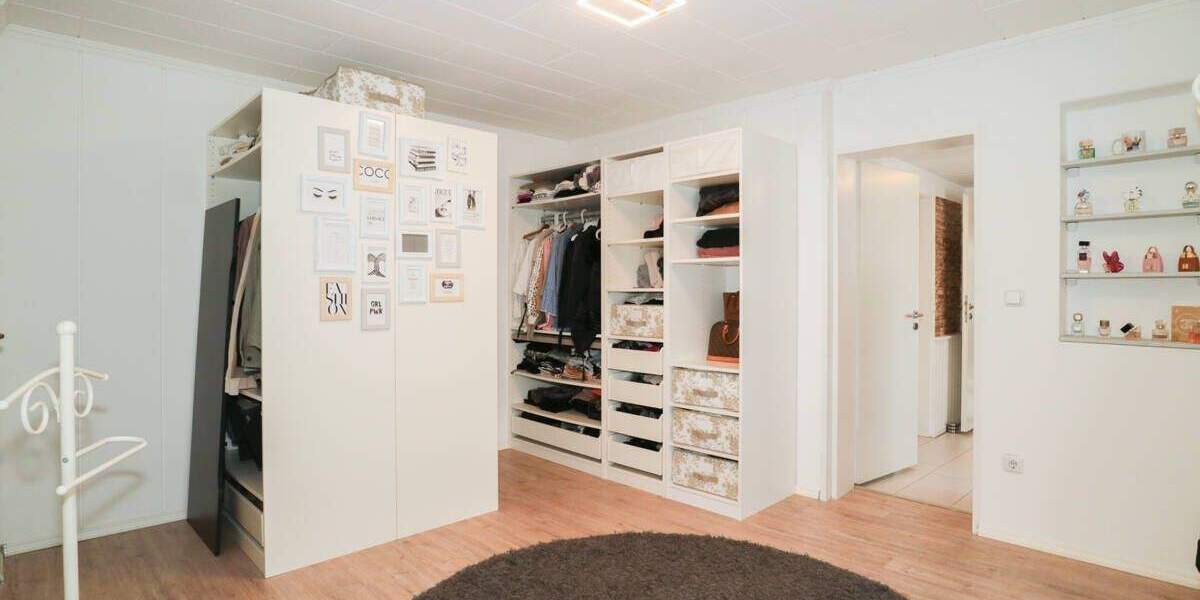 Doppelhaushälfte Rommerskirchen - 5 Zimmer, 80 m&sup2;, 335.000&euro; | Angebot:25821162