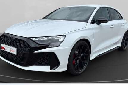 Audi RS3 6.658 km 59.990 &euro; Köln (Raderberg) 50968