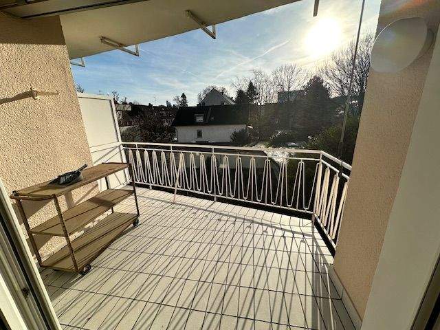 Etagenwohnung Köln Lindenthal - 2 Zimmer, 92 m&sup2;, 1.650&euro; | Angebot:25986426