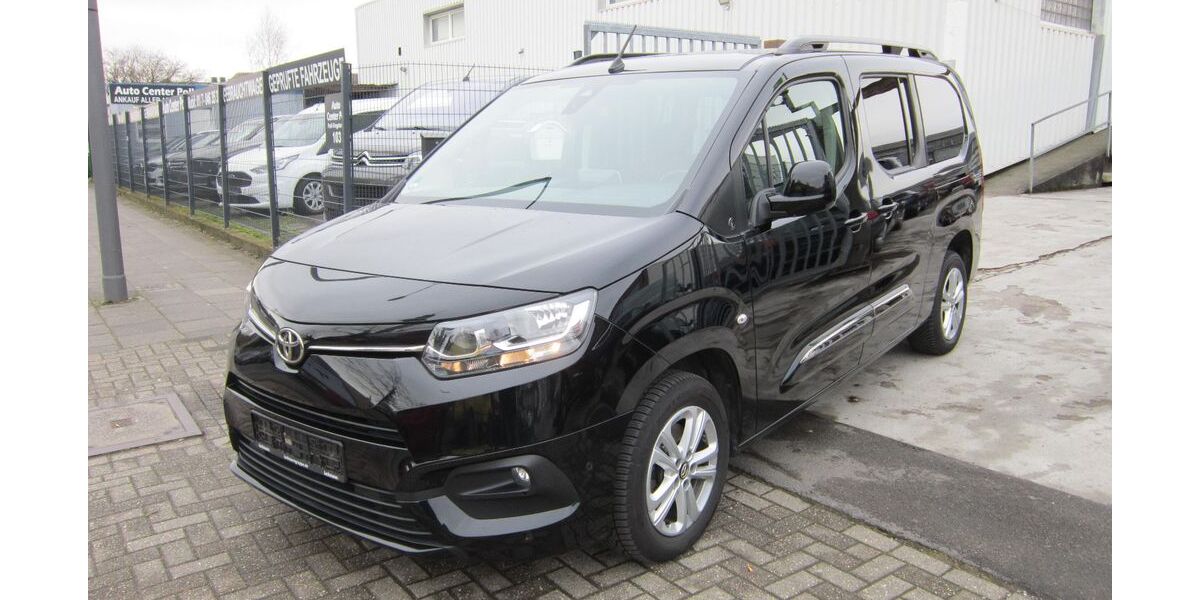 Toyota Proace City 169.500 km 16.990 &euro; Köln 51105