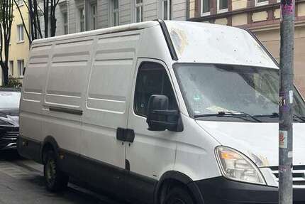 IVECO Daily 398.000 km 3.300 &euro; Köln 51103