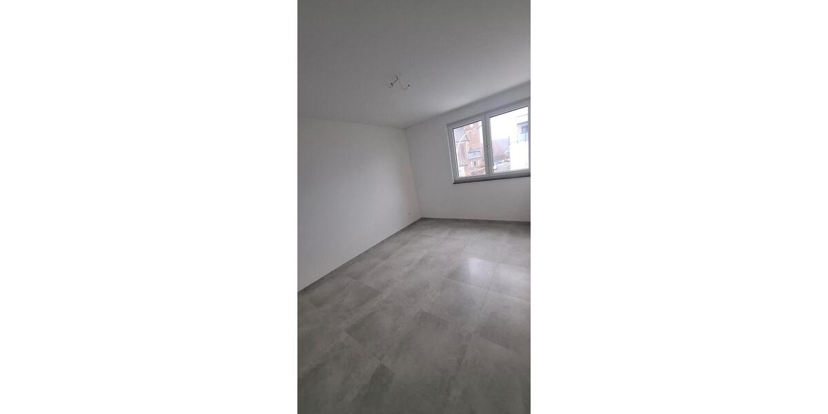 Etagenwohnung Grevenbroich Neuenhausen - 3.5 Zimmer, 87 m&sup2;, 1.750&euro; | Angebot:25418927