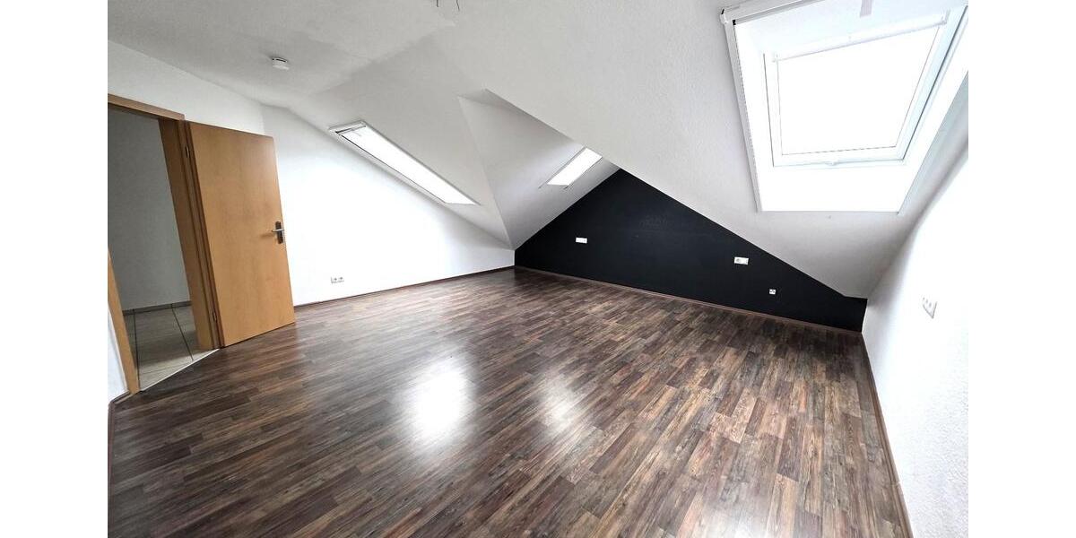 Maisonettenwohnung Swisttal - 3 Zimmer, 150 m&sup2;, 1.200&euro; | Angebot:25751670
