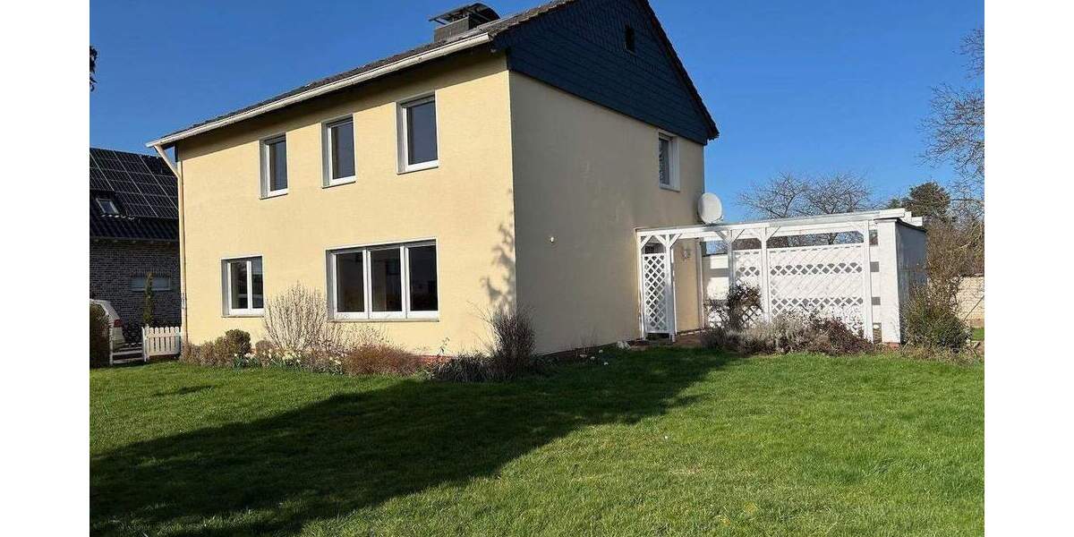Einfamilienhaus Euskirchen-Elsig Elsig - 6 Zimmer, 150 m&sup2;, 360.000&euro; | Angebot:25824689