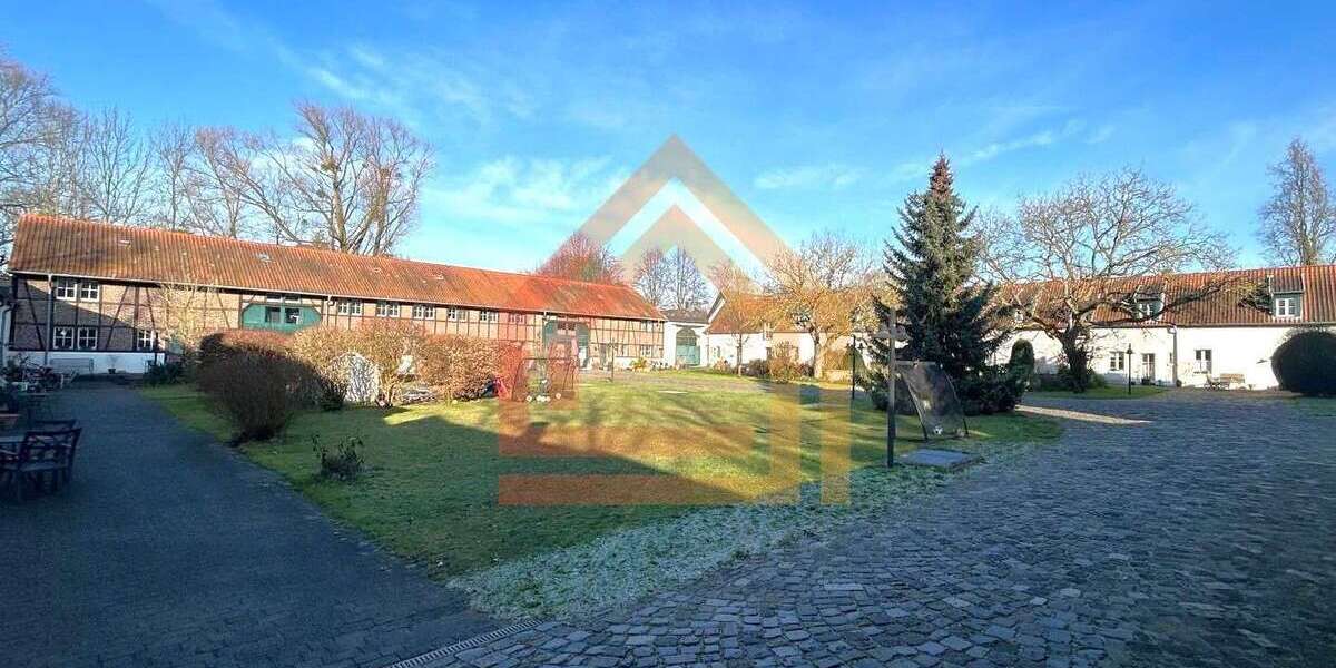 Etagenwohnung Köln Mülheim - 3 Zimmer, 122 m&sup2;, 299.000&euro; | Angebot:25276779
